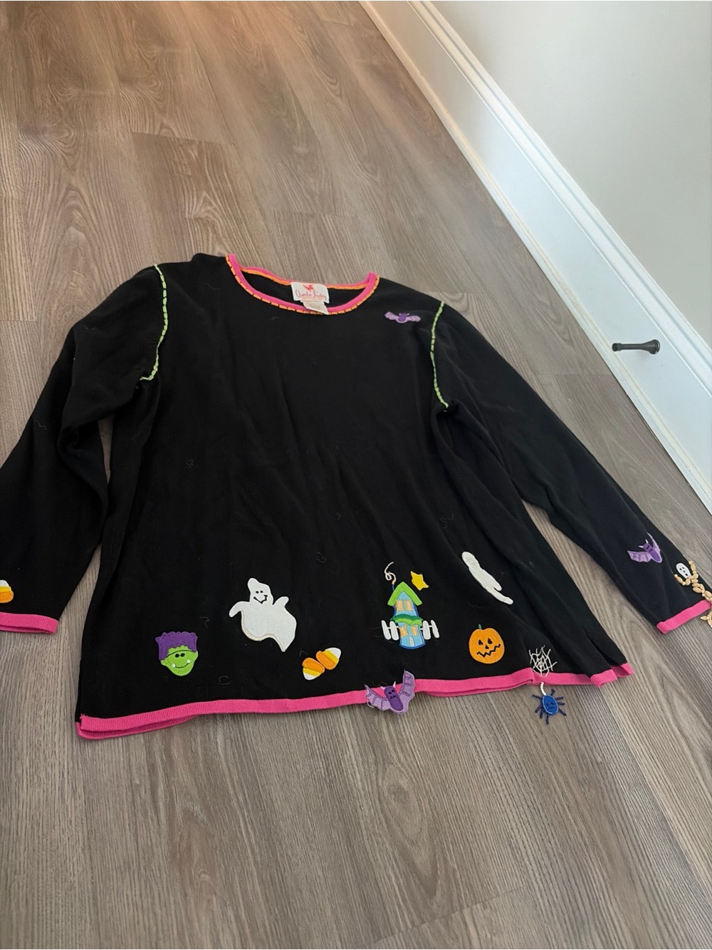 Vintage 90s Halloween Sweater - Picture 2 of 9